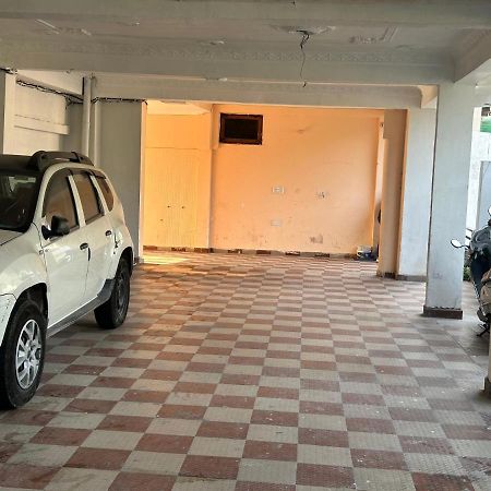 Chandra Palace Risikés Kültér fotó