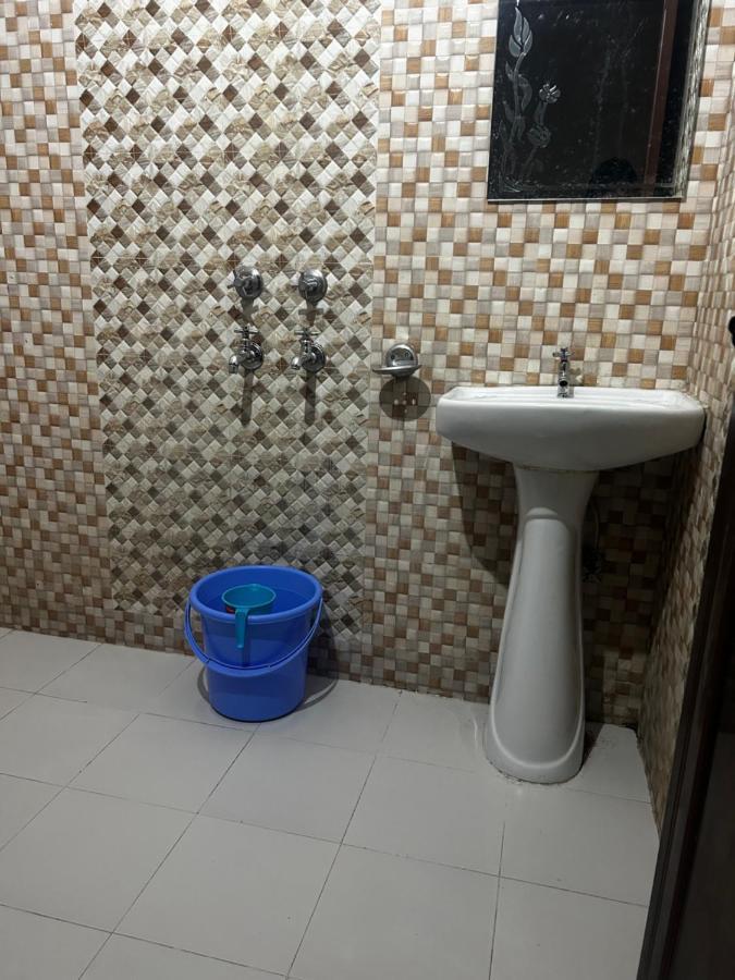 Chandra Palace Risikés Kültér fotó